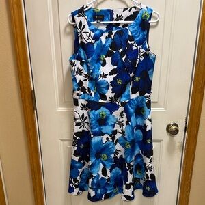 AB Studio Blue and White Floral Sleeveless Plus Size Midi Dress